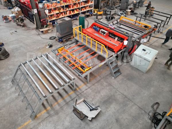 Máquina soldadora de mallas de fuerzo DP-GW