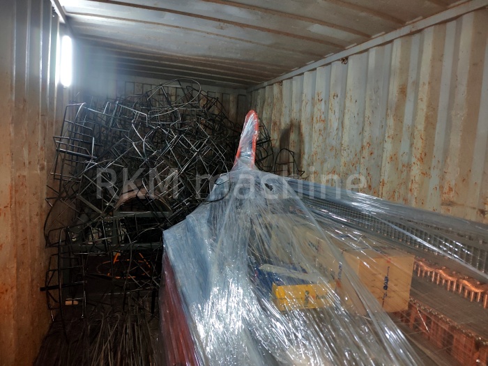 Vietnam Client Receives Stainless Steel Wire Mesh Welding Machine from RKM – A Custom Solution for Local Market Needs (2)